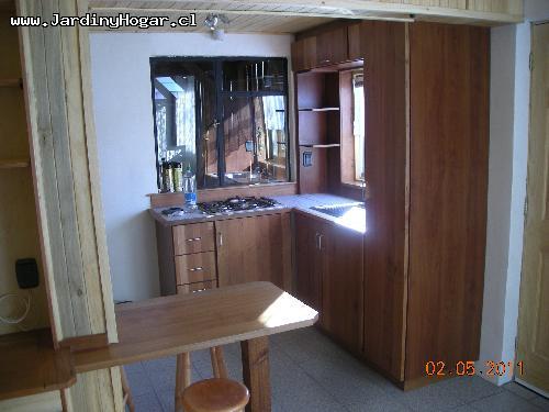 Cocina instalada para una Cabaa, linea Plana en Cerezo y Puertas de Raul. 