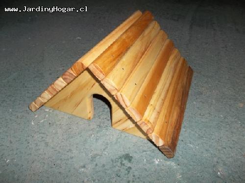 Casa para Hámster / Roedores - Casa para Hámster o otros Roedores construido con Pino Insigne. Este producto fue diseñado con especial énfasis en el cuidado de los Roedores, por lo cual todos los materiales usados para este producto son libre de contaminantes. La protección de este Producto se realizo con Aceite natural. Alto: 14cm / Ancho: 27cm / Fondo: 25cm Casa para Hámster o otros Roedores construido con Pino Insigne. Este producto fue diseñado con especial énfasis en el cuidado de los Roedores, por lo cual todos los materiales usados para este producto son libre de contaminantes. La protección de este Producto se realizo con Aceite natural. Alto: 14cm / Ancho: 27cm / Fondo: 25cm
